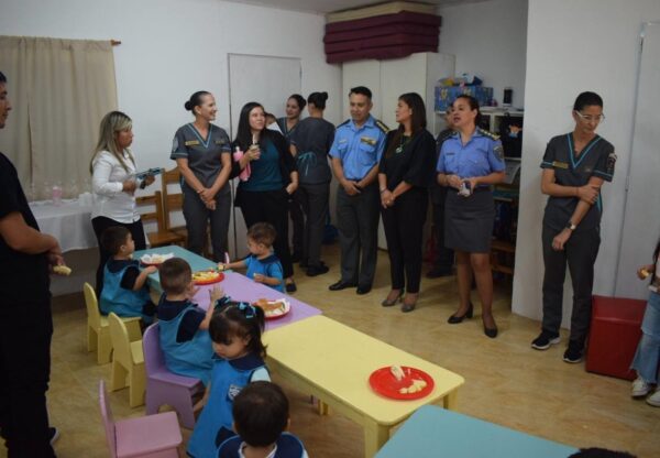 Inicio de las actividades del Jarín "Manitos celestes"